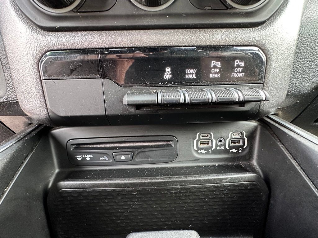 Used 2019 RAM 1500 Big Horn AWD/4WD image 37