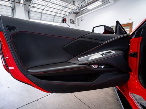 Used 2024 Chevrolet Corvette Stingray Coupe w/ Z51 Performance Package image 33