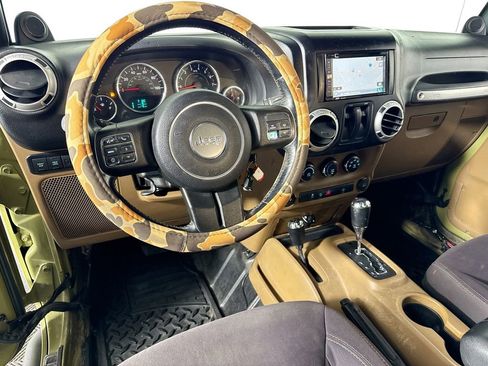 Used 2013 Jeep Wrangler Rubicon w/ PWR Convenience Group image 21