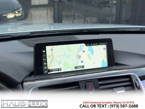 Used 2017 BMW 340i xDrive Sedan w/ Premium Package Enhanced AWD/4WD image 33