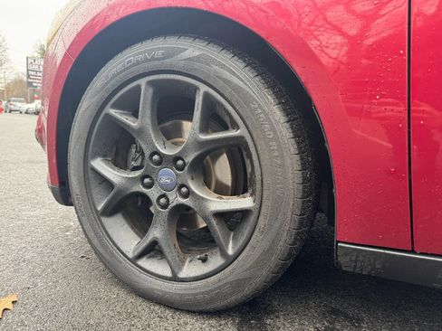 Used 2013 Ford Focus Titanium image 9