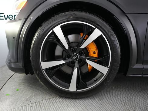 Used 2022 Audi e-tron S Premium Plus AWD/4WD image 19