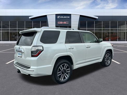 Used 2022 Toyota 4Runner Limited image 5