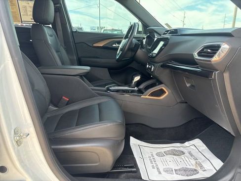 Used 2022 Chevrolet TrailBlazer ACTIV w/ Sun and Liftgate Package image 10