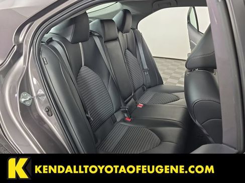 Used 2022 Toyota Camry SE FWD image 26