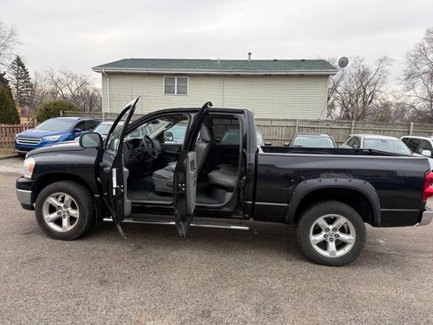Used 2008 Dodge Ram 1500 Truck SLT image 3