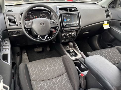 New 2026 Mitsubishi Outlander Sport LE AWD/4WD image 7