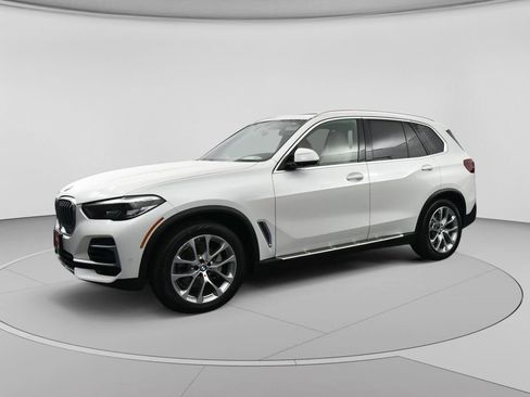 Used 2022 BMW X5 sDrive40i w/ Premium Package RWD image 7