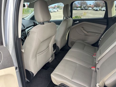 Used 2018 Ford Escape SE image 7