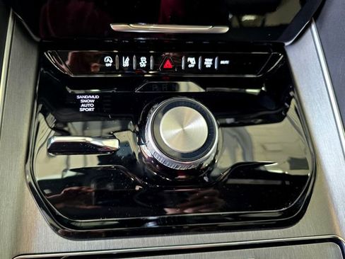 New 2026 Jeep Grand Wagoneer Limited image 16