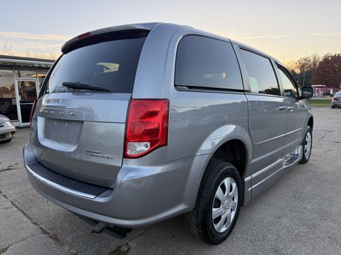 Used 2015 Dodge Grand Caravan SXT image 5