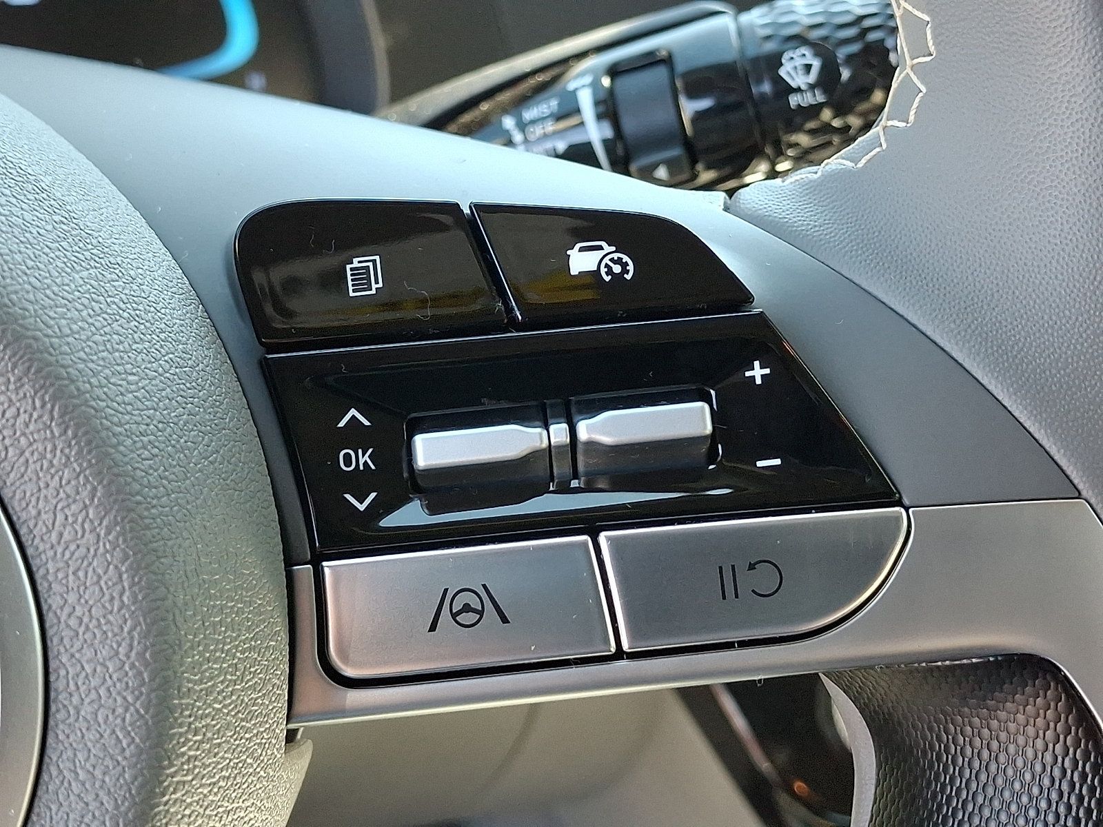 Certified 2026 Hyundai Elantra Sport FWD image 22