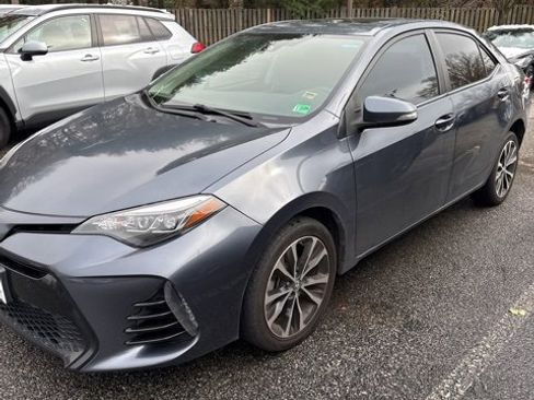 Used 2017 Toyota Corolla L image 3