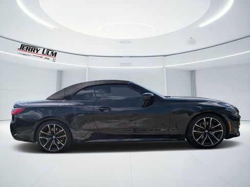 Used 2024 BMW 430i Convertible w/ M Sport Package image 2