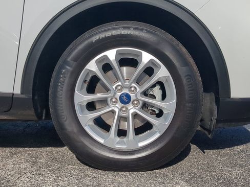 Certified 2022 Ford Escape S image 11