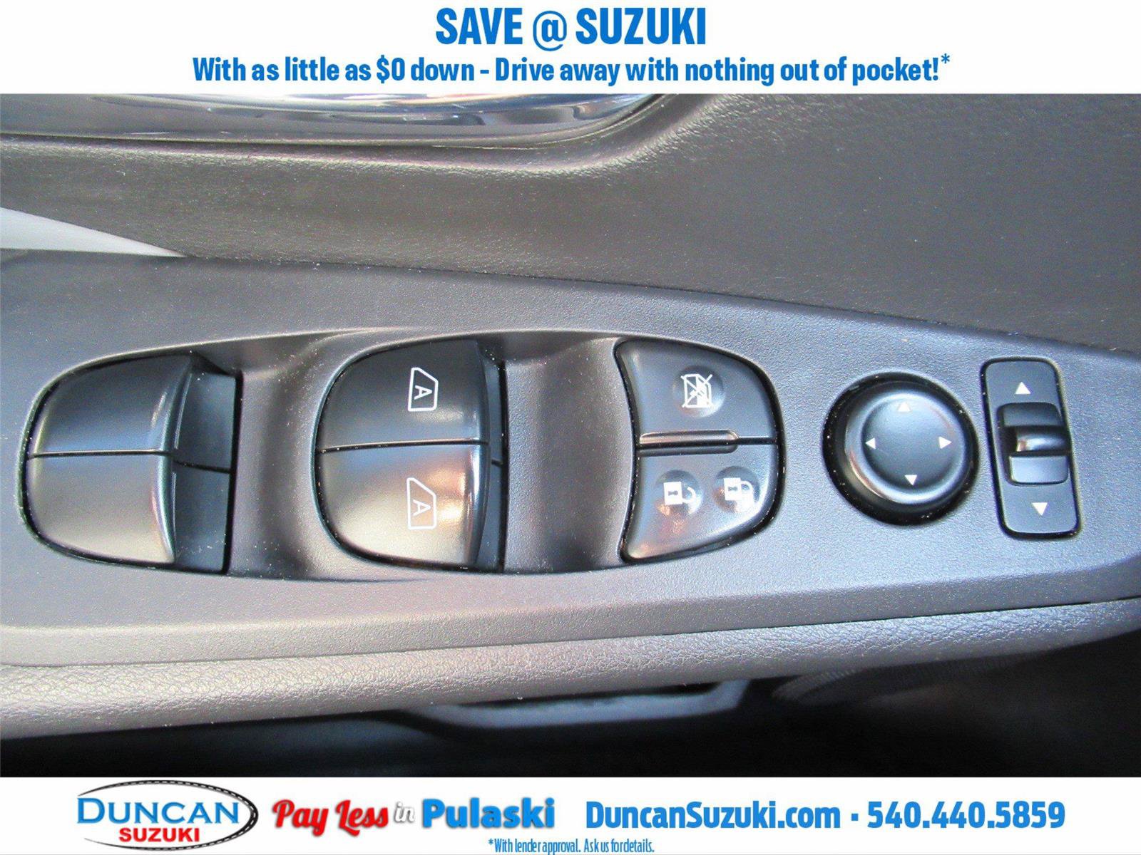 Used 2021 Nissan Kicks SR w/ SR Premium Package FWD image 15