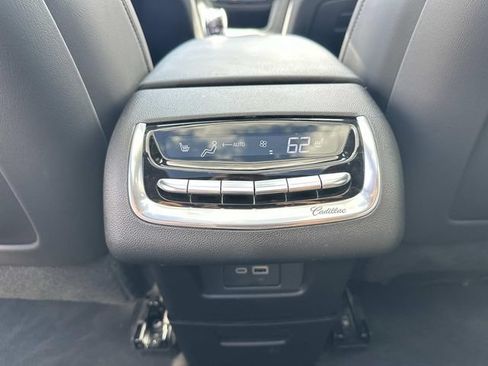Used 2024 Cadillac XT6 Premium Luxury w/ LPO, Floor Liner Package AWD/4WD image 15