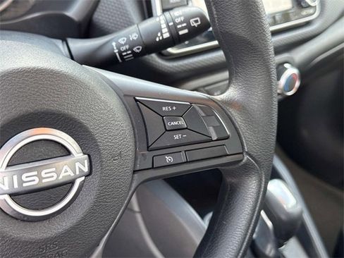 Certified 2025 Nissan Kicks Play S image 26