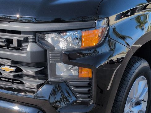 Used 2024 Chevrolet Silverado 1500 Custom image 6