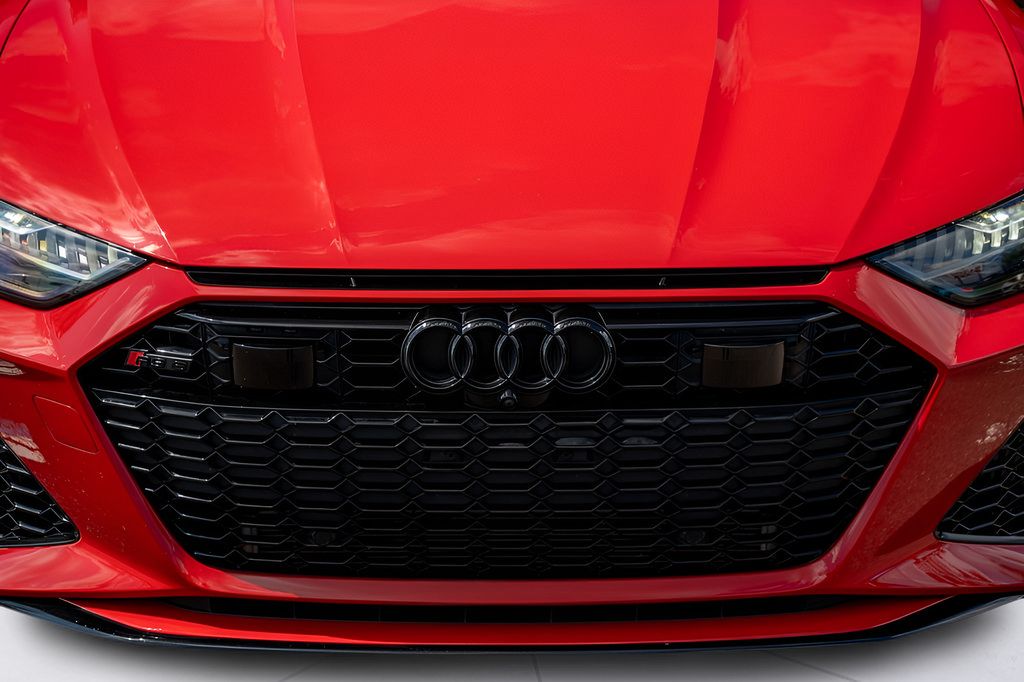 Used 2021 Audi RS 6 w/ Executive Package AWD/4WD image 5
