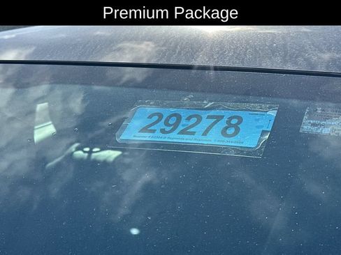 Used 2020 Mercedes-Benz E 350 Sedan image 4
