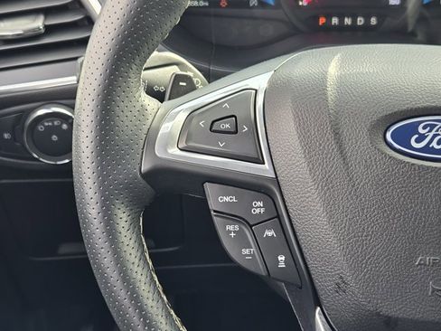 Certified 2022 Ford Edge ST w/ Equipment Group 401A image 27