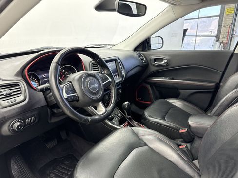 Used 2018 Jeep Compass Trailhawk w/ Leather Interior Group image 12