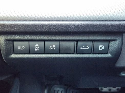 Used 2025 Toyota Camry SE w/ Multimedia Upgrade Package image 26