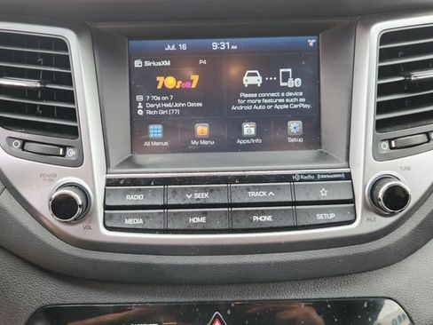Used 2018 Hyundai Tucson SEL FWD image 16