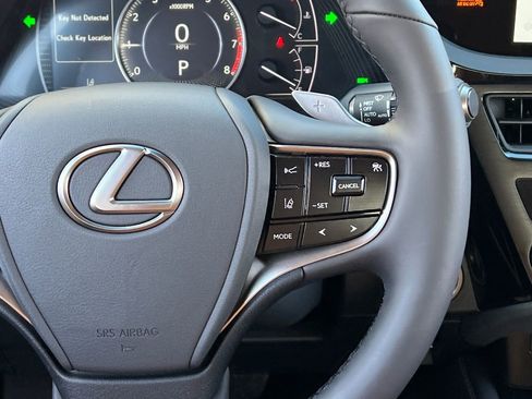 New 2025 Lexus ES 350 w/ Premium Package image 15