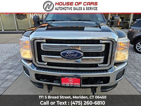 Used 2015 Ford F350 XLT w/ XLT Interior Package image 9