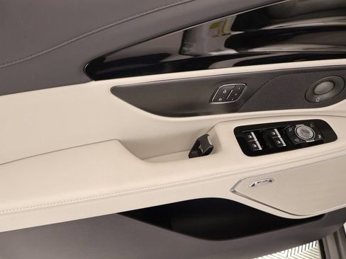 New 2026 Lincoln Nautilus Premier w/ Equipment Group 102A image 16