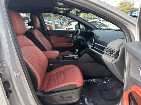 Used 2025 Kia Sportage SX FWD image 29