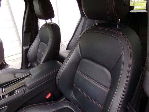 Used 2019 Jaguar F-PACE Prestige AWD/4WD image 20