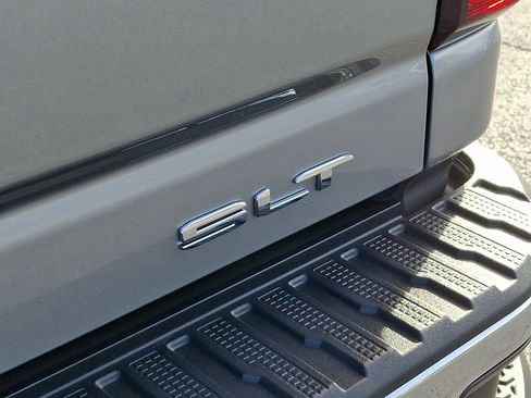 Certified 2025 GMC Sierra 2500 SLT w/ SLT Convenience Package image 34