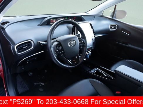 Certified 2022 Toyota Prius Prime Limited FWD image 17