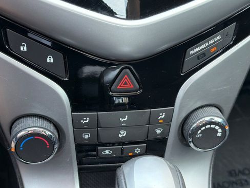 Used 2014 Chevrolet Cruze LT w/ All-Star Edition FWD image 19