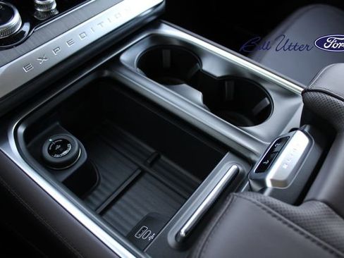 New 2026 Ford Expedition Platinum w/ Platinum Ultimate Package image 14