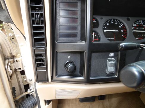 Used 1996 Jeep Cherokee 4WD 4-Door image 74