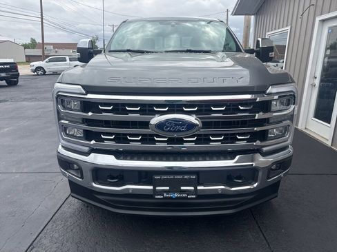 Used 2025 Ford F250 Lariat w/ Lariat Ultimate Package AWD/4WD image 7