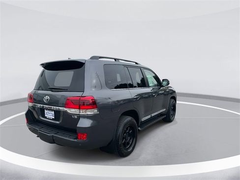 Used 2019 Toyota Land Cruiser w/ Carpet Mat Package image 6