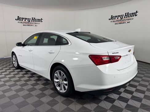 Used 2025 Chevrolet Malibu LT FWD image 9