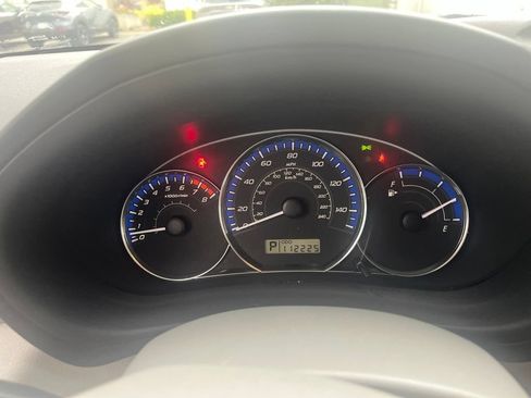Used 2011 Subaru Forester 2.5X Limited AWD/4WD image 8