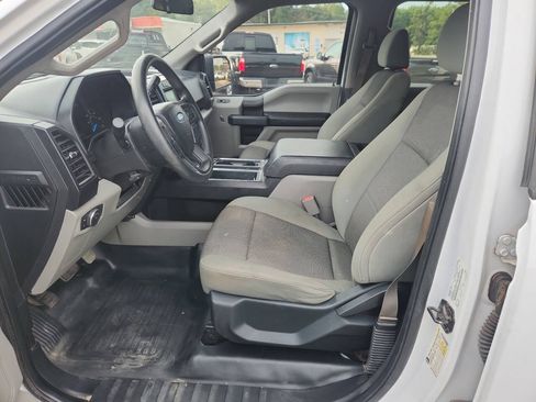 Used 2016 Ford F150 XL w/ Equipment Group 101A Mid AWD/4WD image 10