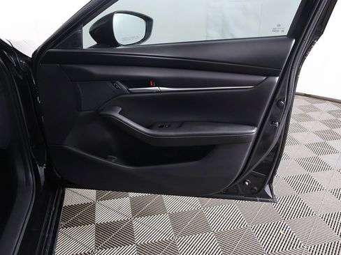 Used 2021 MAZDA MAZDA3 s image 21