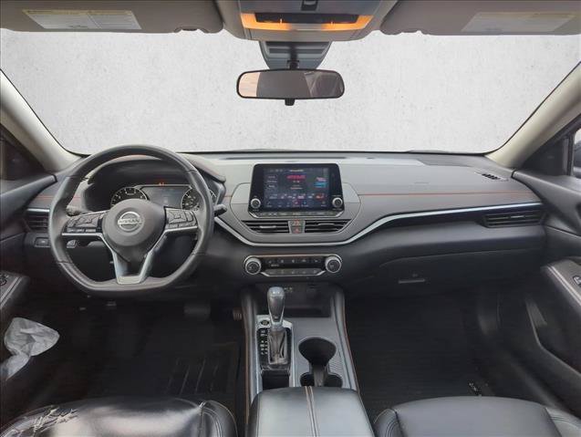 Used 2021 Nissan Altima 2.5 SR w/ SR Premium Package FWD image 19
