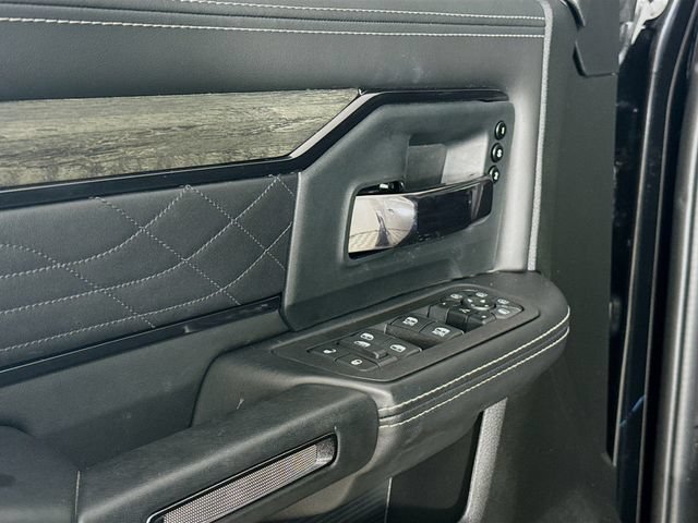 Used 2025 RAM 2500 Limited AWD/4WD image 18