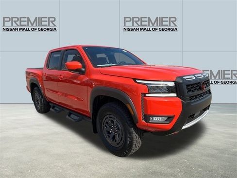 New 2025 Nissan Frontier PRO-4X w/ Pro Convenience Package image 3