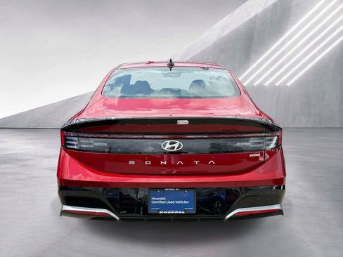 Certified 2025 Hyundai Sonata SEL FWD image 6