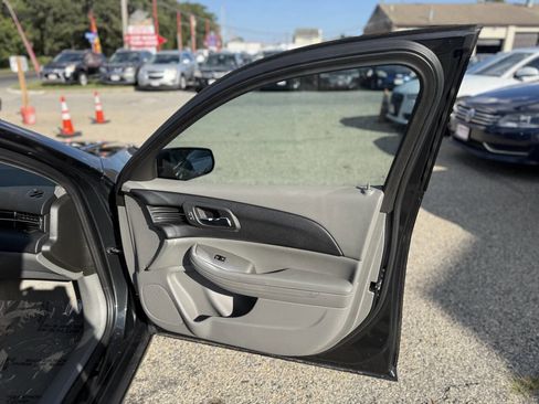 Used 2015 Chevrolet Malibu LS image 15